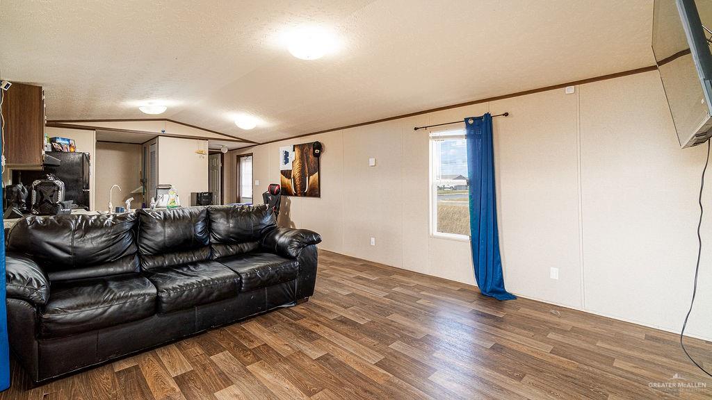 Photo 3 of 1114 Lauren Avenue