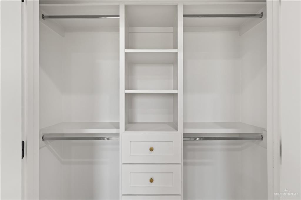 Photo 14 of 3007 Retama Street