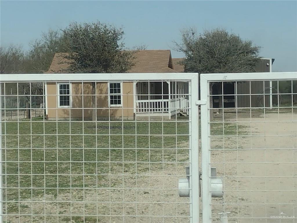 Photo 2 of 32906 Fm 681