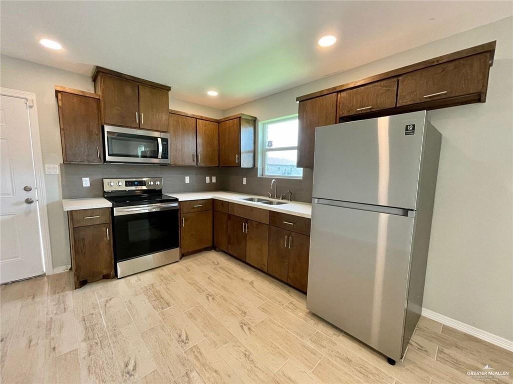 Photo 4 of 2802 Primrose Avenue #3