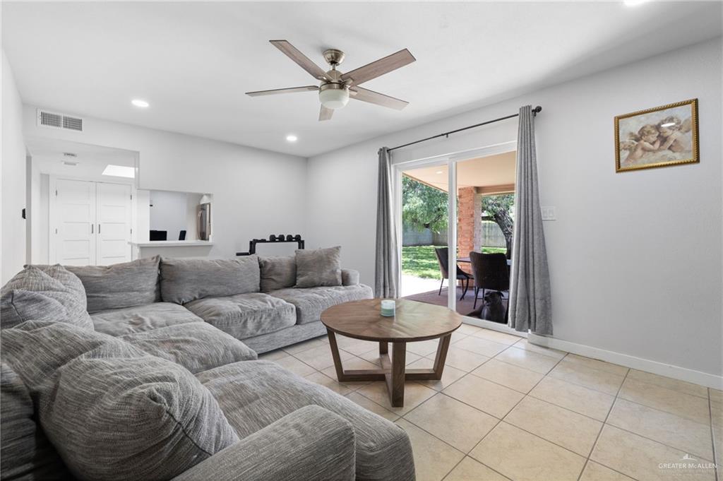 Photo 9 of 101 Camellia Avenue
