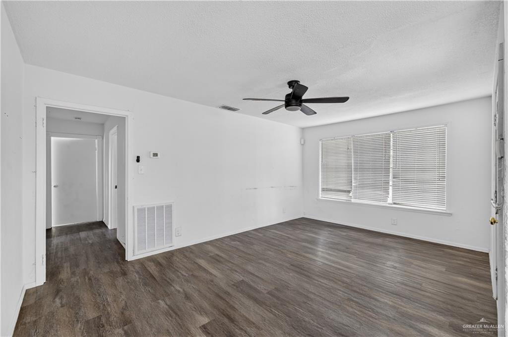 Photo 14 of 1606 Quince Avenue