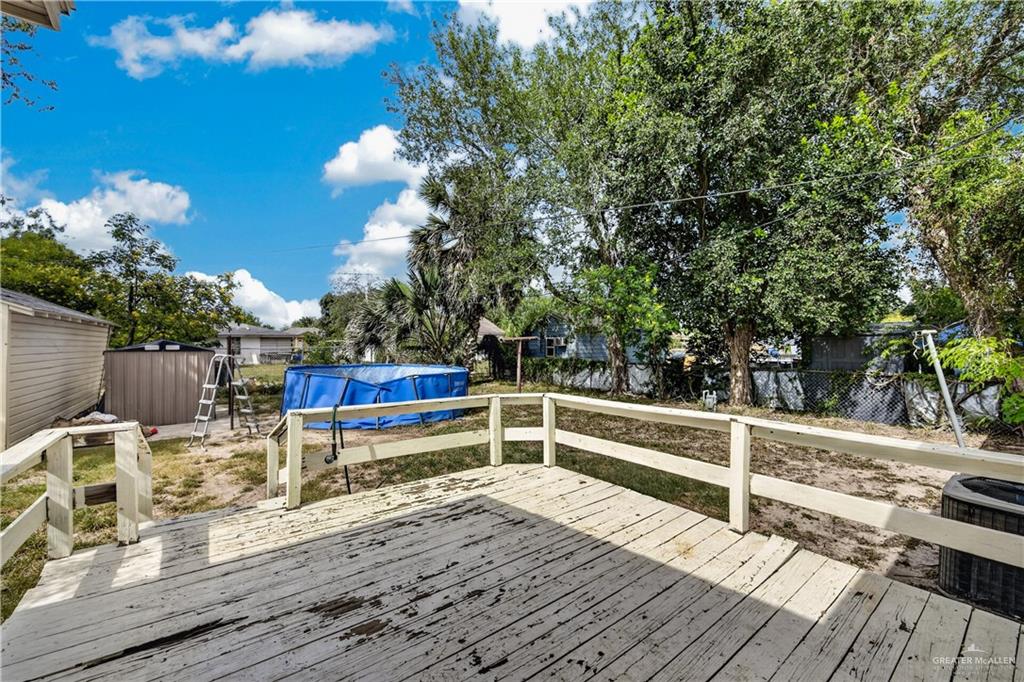 Photo 19 of 1606 Quince Avenue