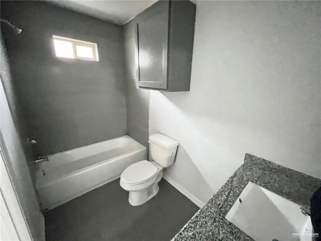 Photo 5 of 3900 Las Vistas Lane
