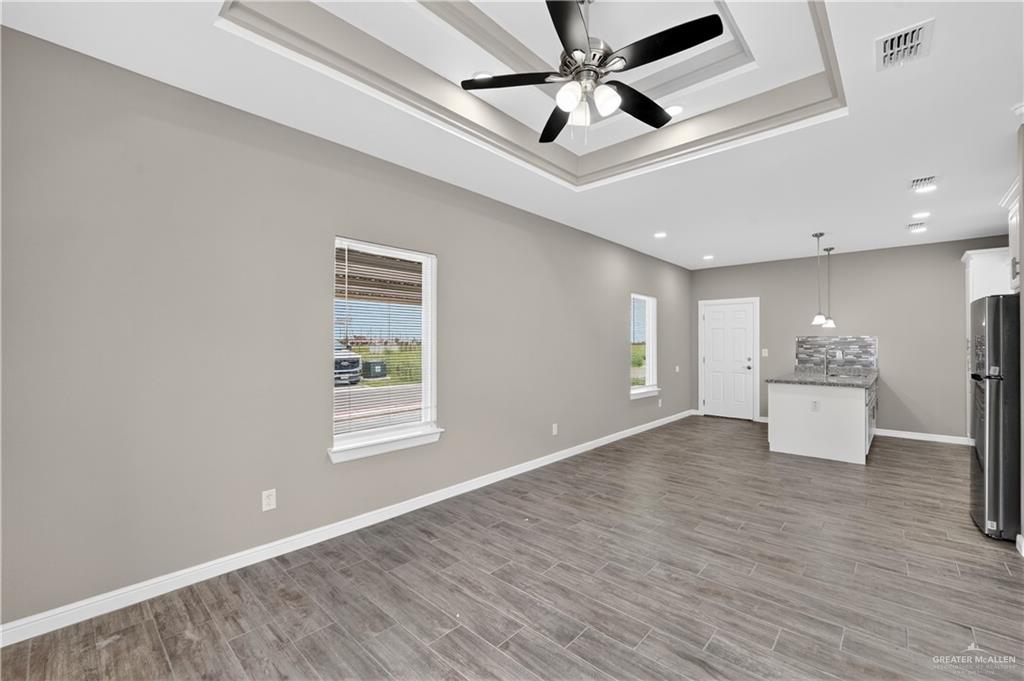 Photo 16 of 1234 Valle Vista Street