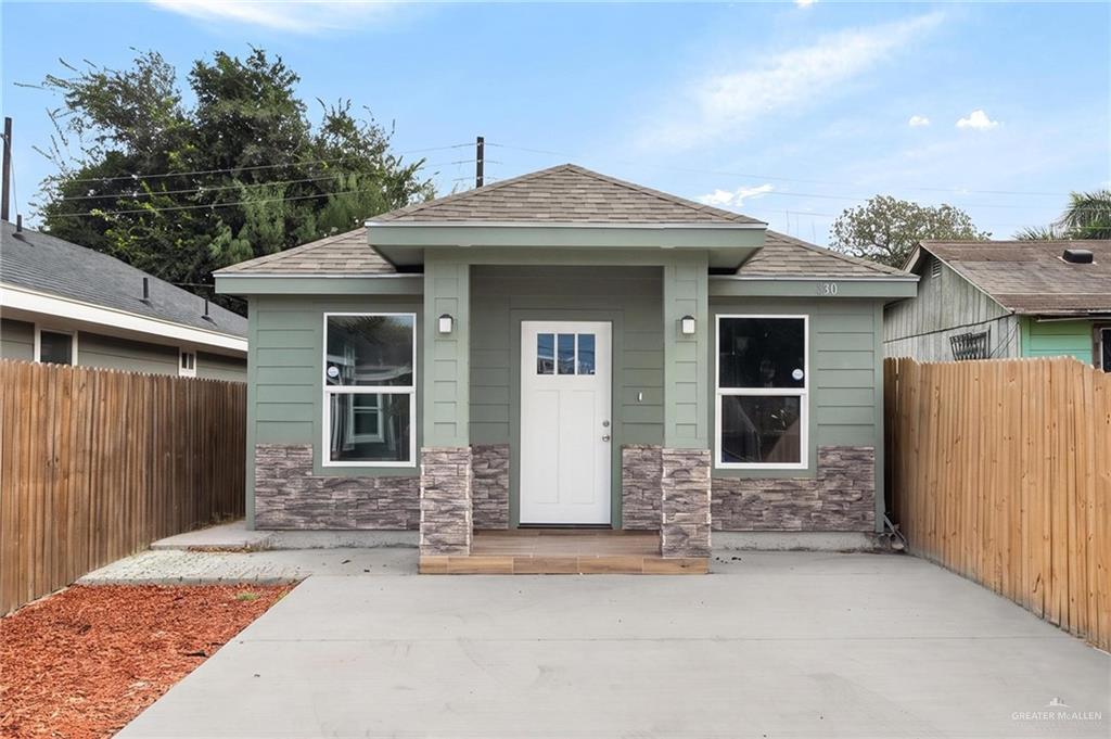 Photo 1 of 830 Martinez Avenue, Weslaco