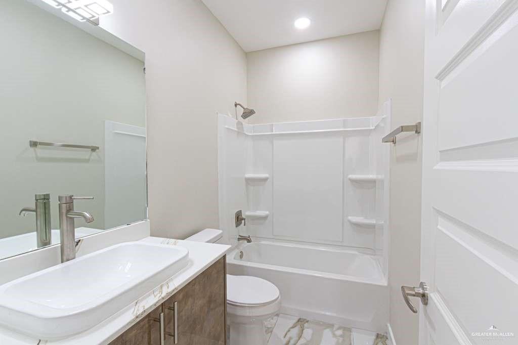 Photo 12 of 601 Emerald Avenue #1,2,4