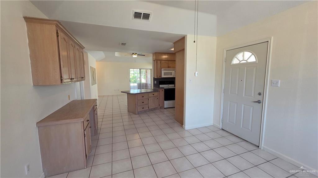Photo 11 of 2130 Green Gate Circle