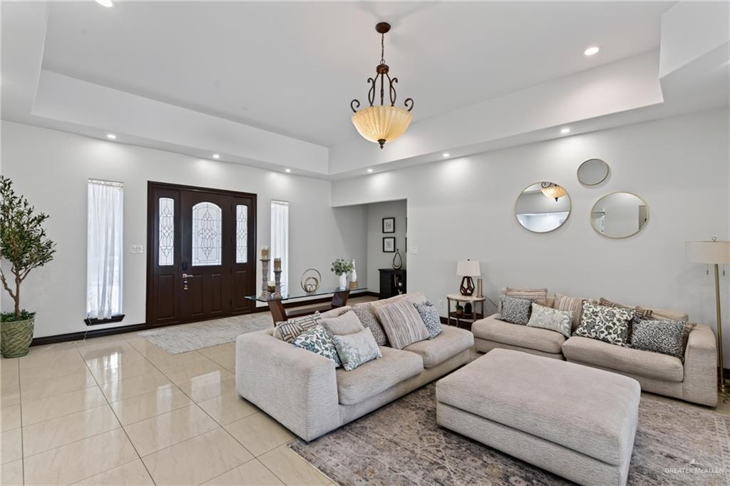 Photo 4 of 2702 Santa Ana
