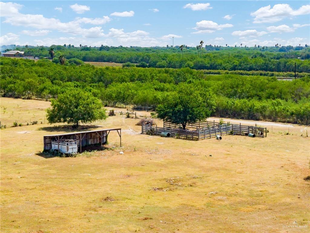 Photo 6 of 4105 Benito A Ramirez Road