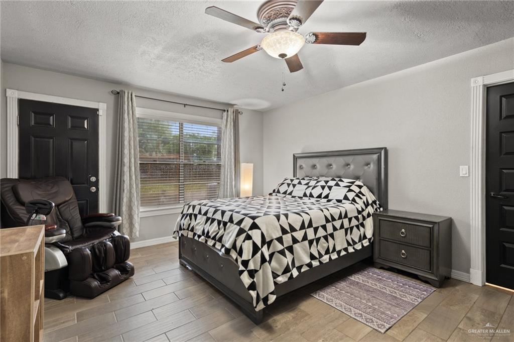 Photo 15 of 3129 Clifford
