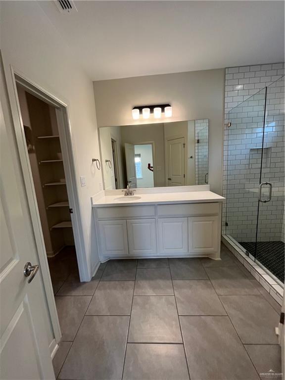 Photo 18 of 2700 Plumbago Avenue