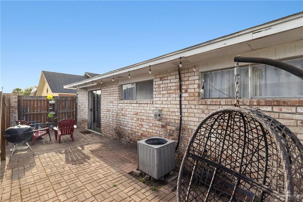 Photo 19 of 608 Iris Avenue