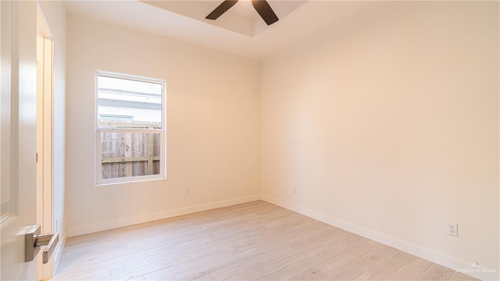 Photo 12 of 5805 Northwestern Avenue #2
