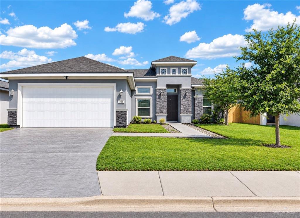 Photo 1 of 806 Seminole Avenue, Pharr
