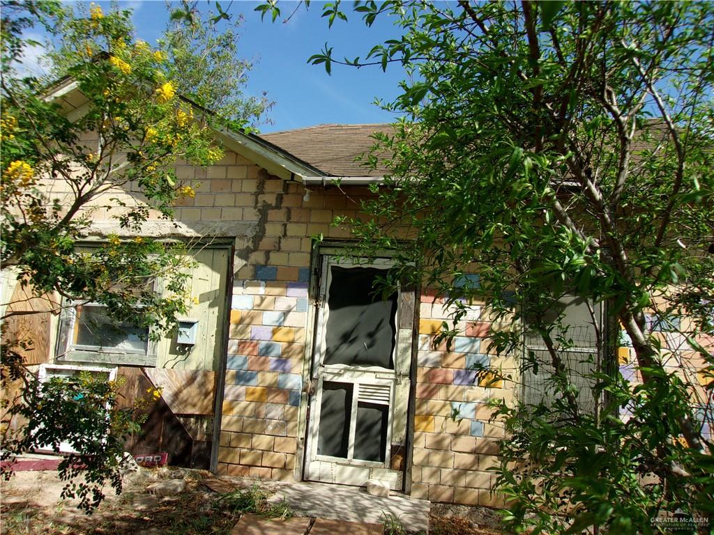 Photo 5 of 700 Doherty Avenue