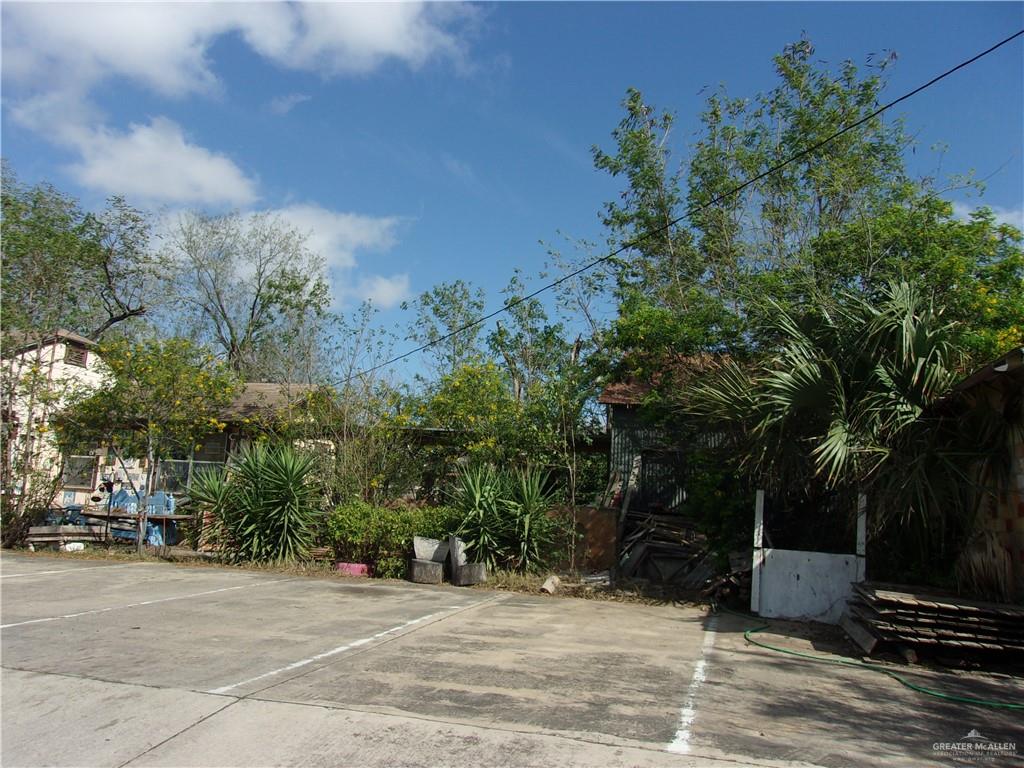 Photo 6 of 700 Doherty Avenue