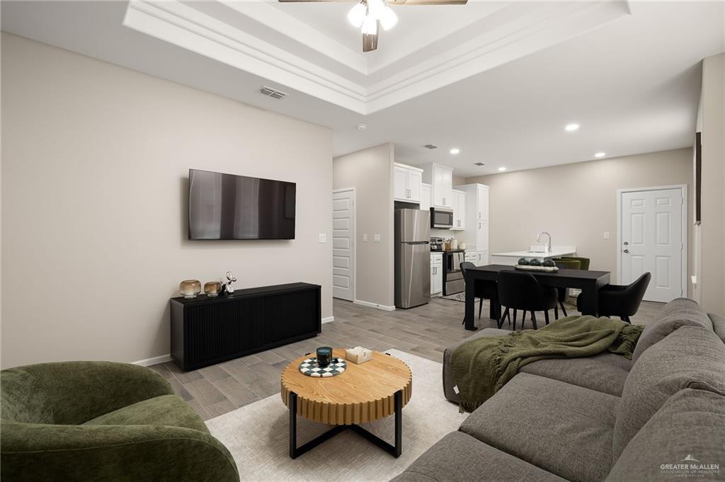 Photo 7 of 2504 Harrison Avenue #4