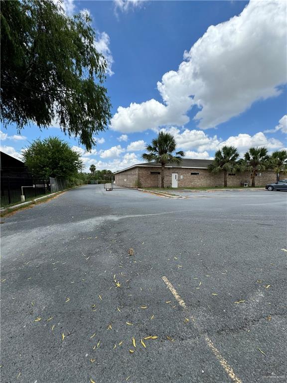 Photo 18 of 1060 Mackintosh Drive