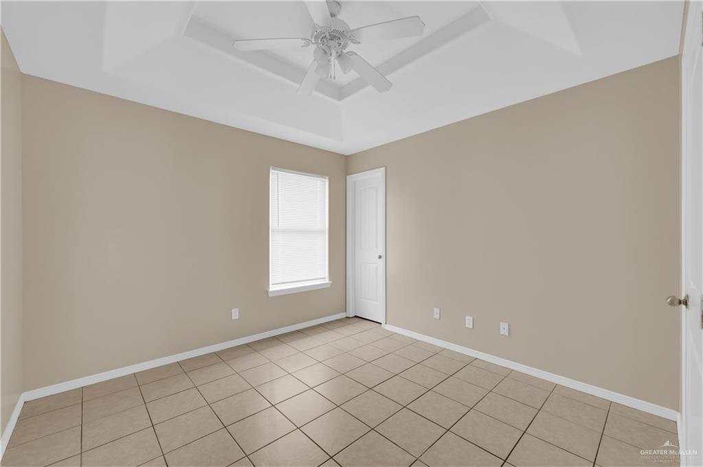 Photo 12 of 1607 Omni Avenue