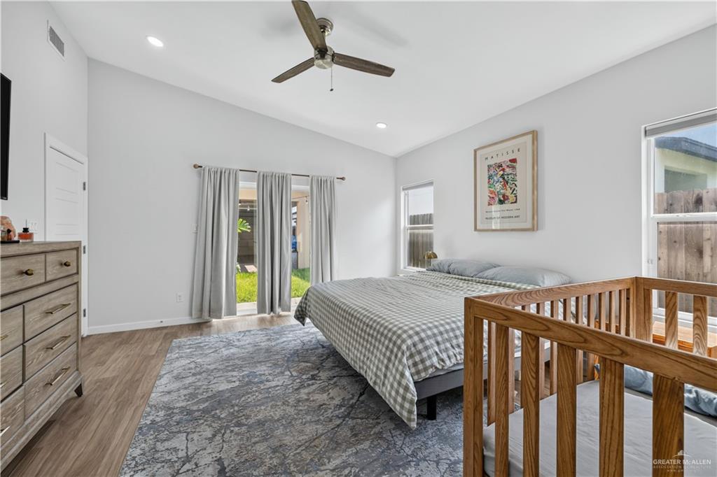 Photo 6 of 3405 Camellia Avenue