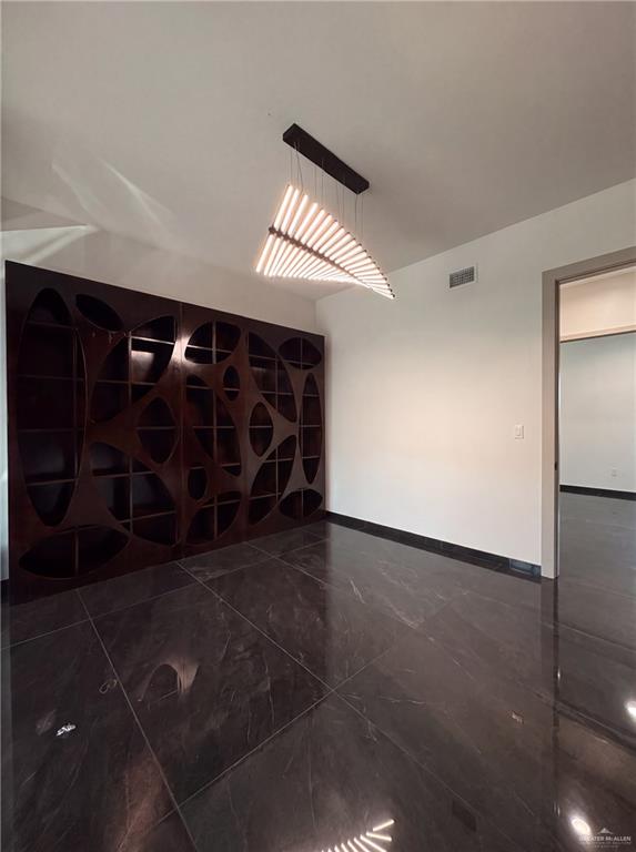 Photo 4 of 1720 Maple Avenue #5