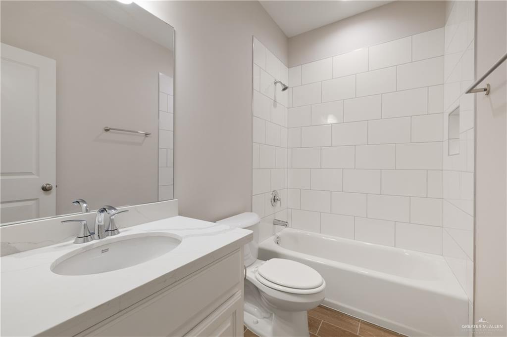 Photo 12 of 15400 Brisas Street
