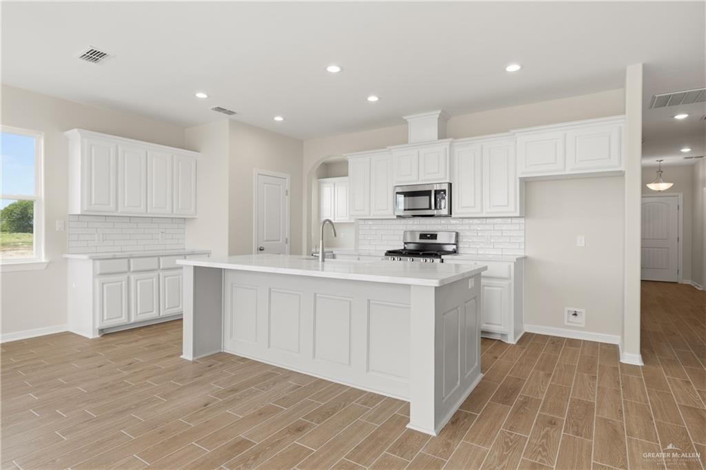Photo 5 of 15400 Brisas Street