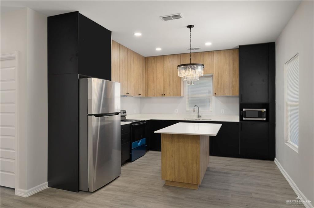 Photo 4 of 4508 Larkspur Avenue #1 Downstairs