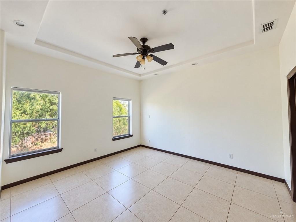 Photo 17 of 4217 Colbath Avenue #445B