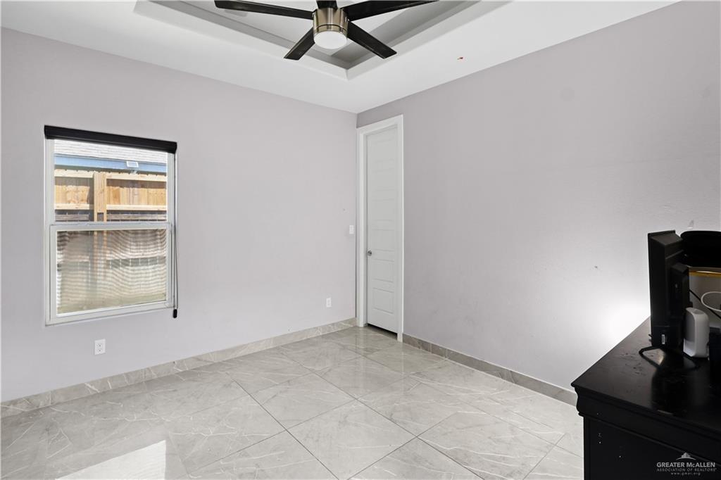 Photo 11 of 2809 Silver Oak Avenue