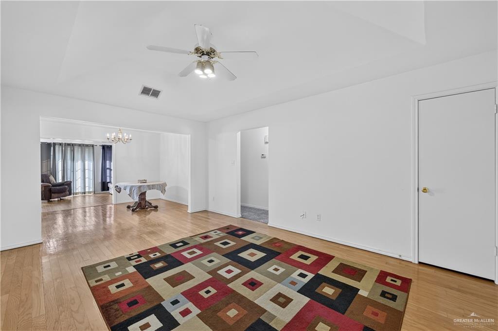 Photo 5 of 2313 Viola Street
