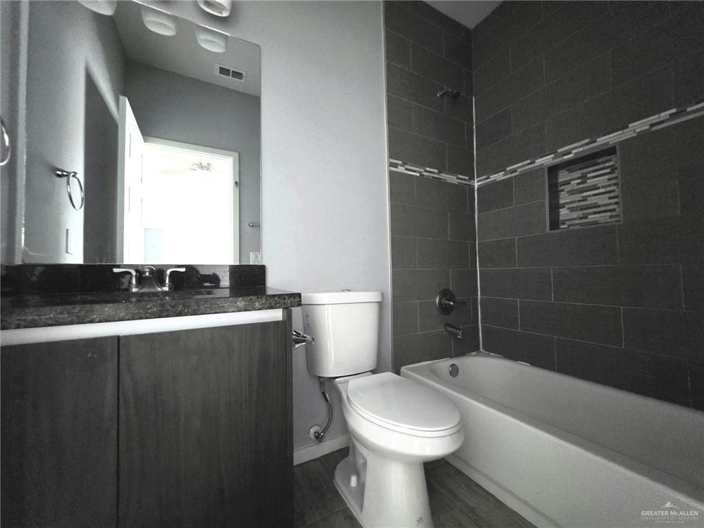 Photo 6 of 1514 Quitaca Drive #2