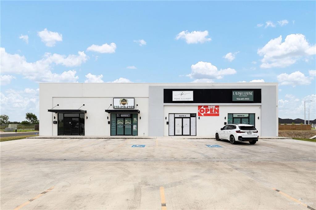 Photo 4 of 4522 Raul Longoria Road