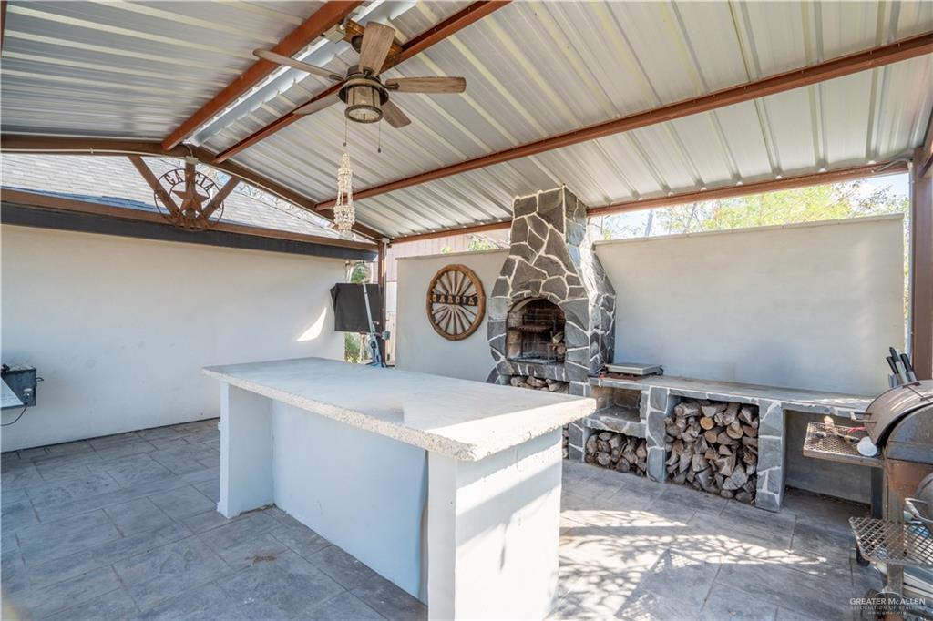 Photo 18 of 334 Ciro Caceres Avenue