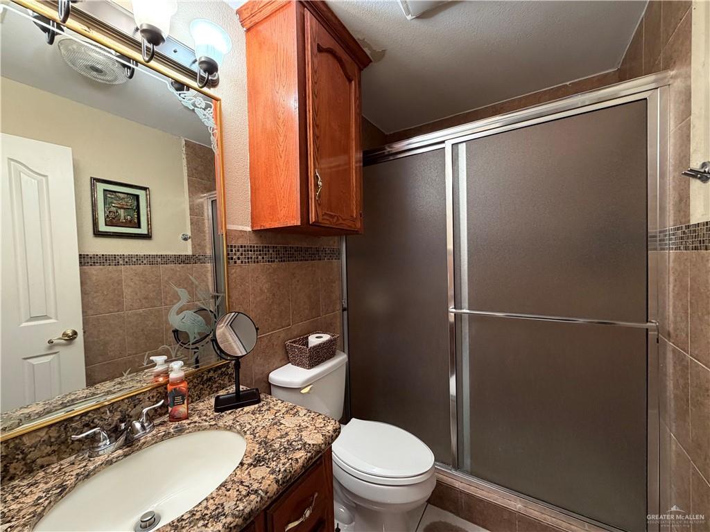 Photo 18 of 214 Resplandor Street