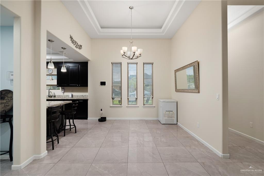 Photo 2 of 1407 Combes Avenue