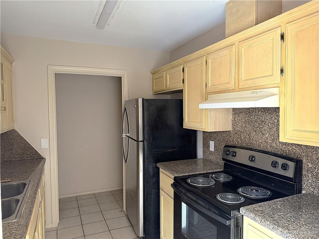 Photo 10 of 716 Mynah Avenue #3
