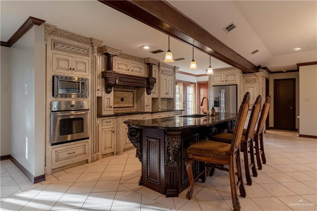 Photo 6 of 1302 Cardinal Avenue