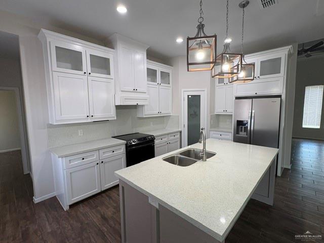 Photo 5 of 714 Santa Isabel Street