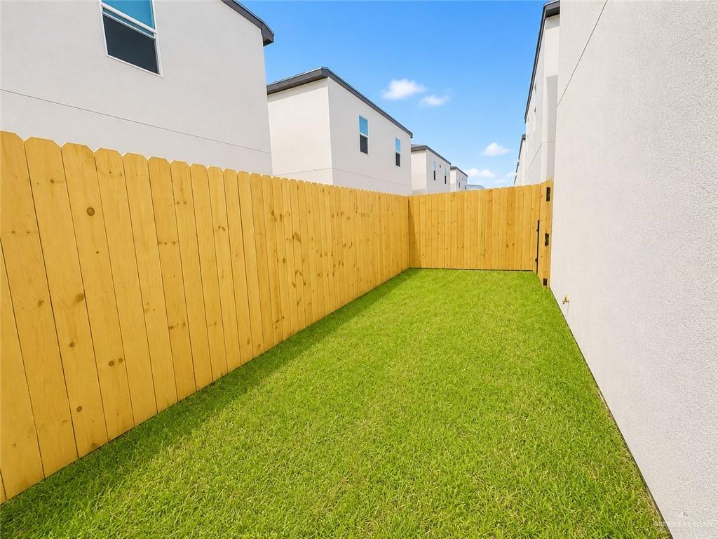 Photo 10 of 4213 Hummingbird Avenue #92