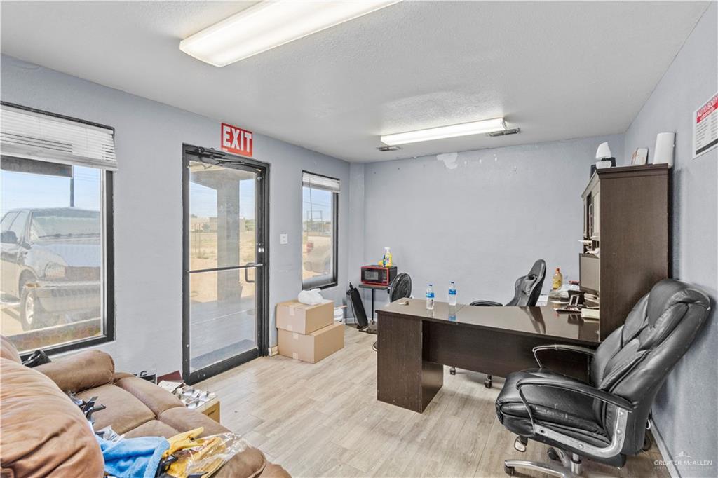 Photo 5 of 1501 Expressway 83