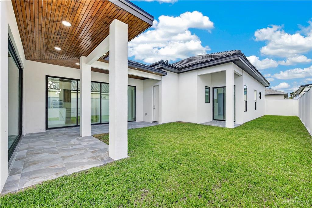 Photo 27 of 2621 Hatfield Avenue
