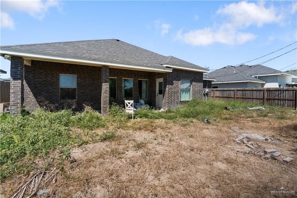 Photo 11 of 822 Whitewing Street