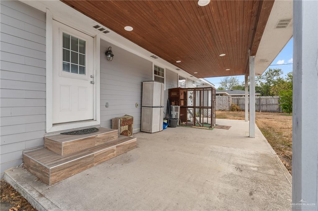 Photo 23 of 1644 Murrah Street