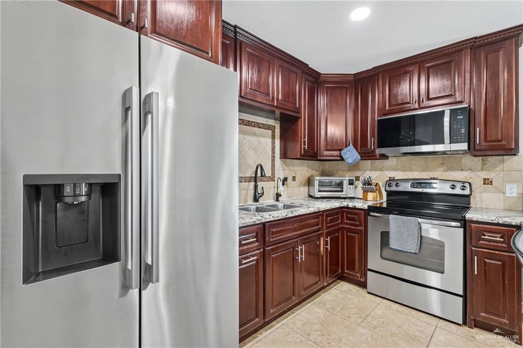 Photo 6 of 507 Paisano Lane