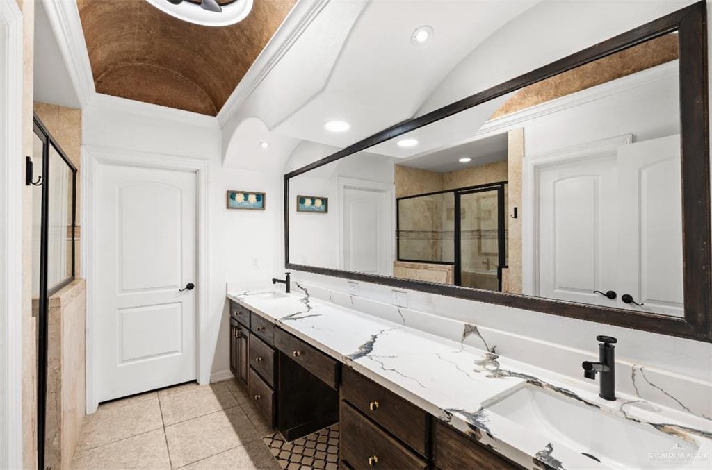 Photo 15 of 1330 Loretta Lynn Drive