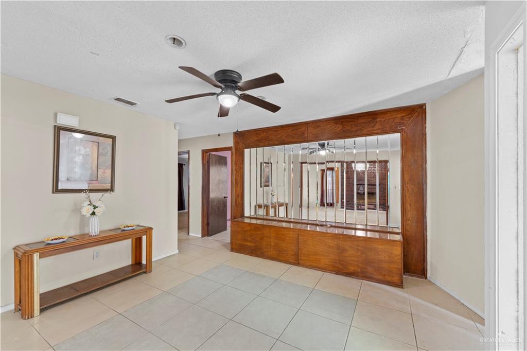 Photo 5 of 605 8th Street