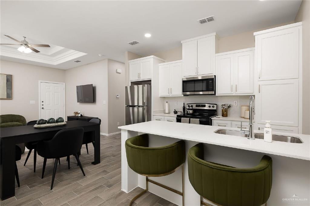 Photo 12 of 2809 Harrison Avenue #1
