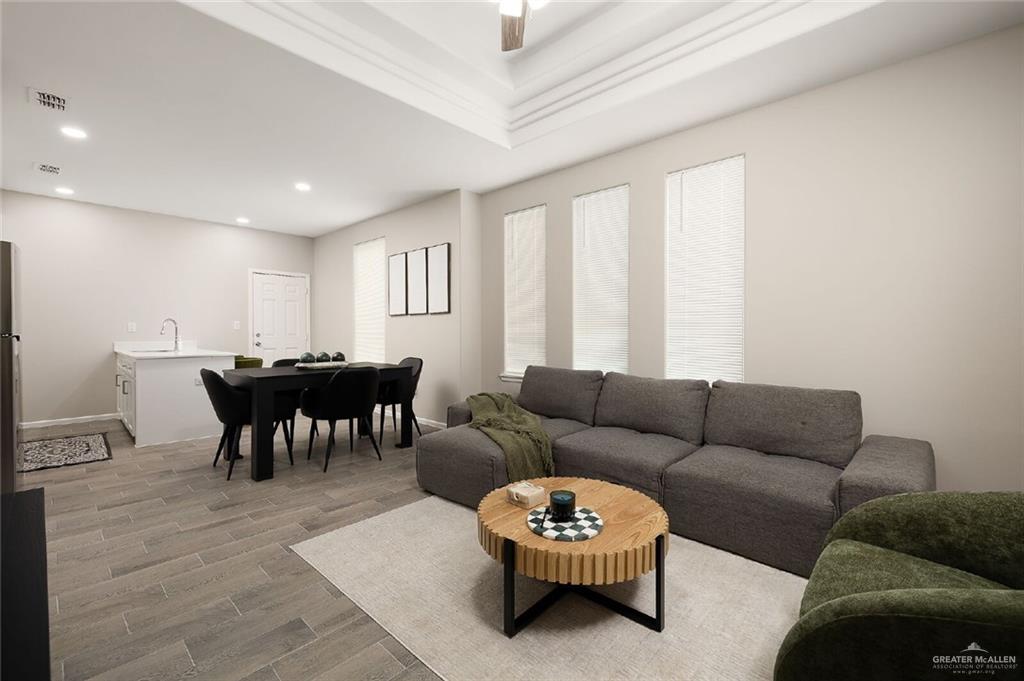 Photo 6 of 2809 Harrison Avenue #1